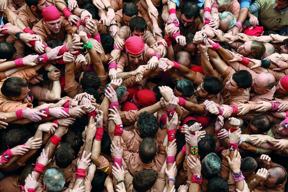 Detall de la col·locació dels castellers del nucli de la pinya dels Xiquets de Reus